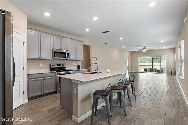 $305,000 | 2176 Major Oak Street, Jacksonville, FL 32218