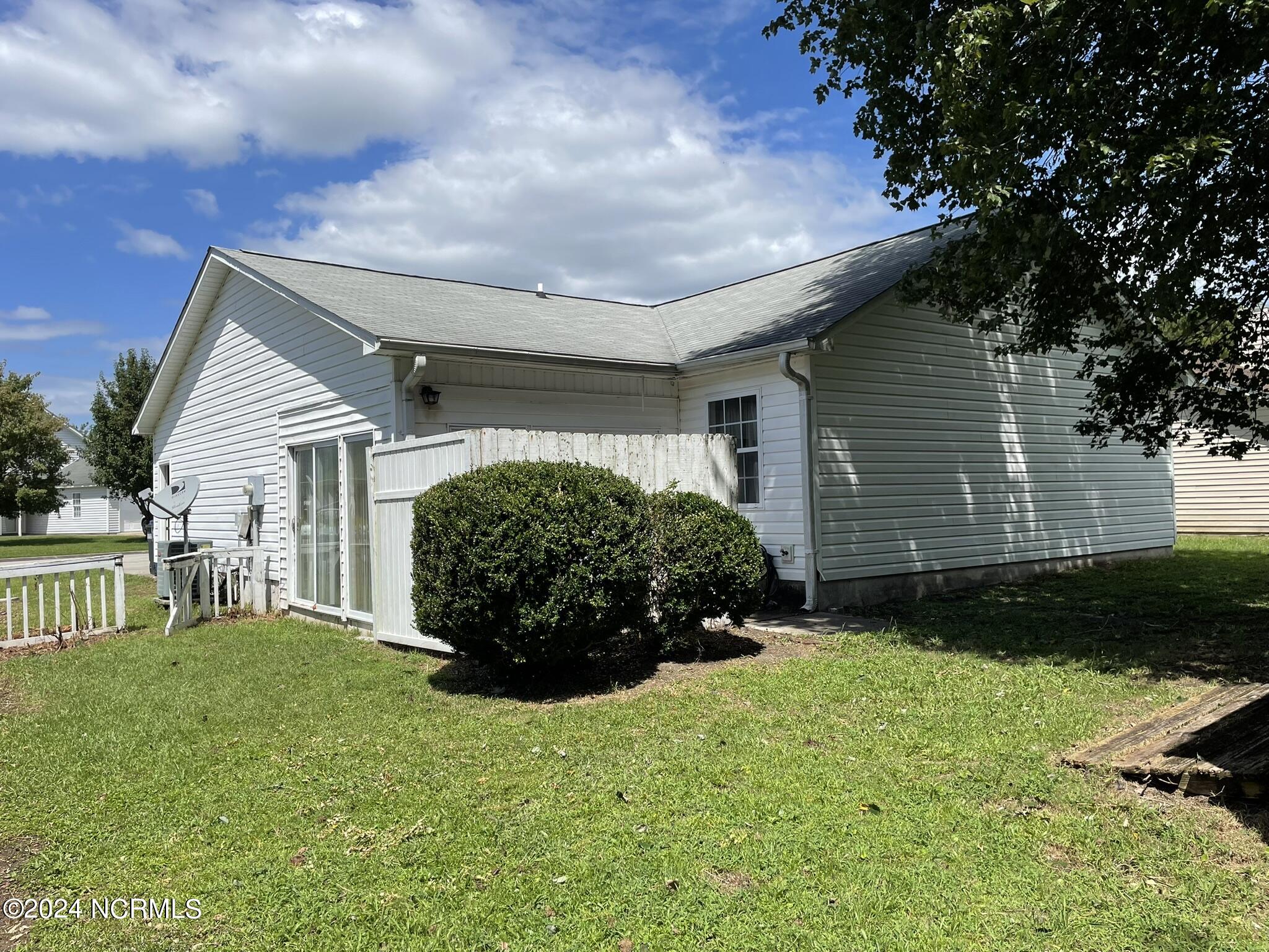 312 Foxhall Road Newport, NC 28570 - Photo 3 of 27 Rear View