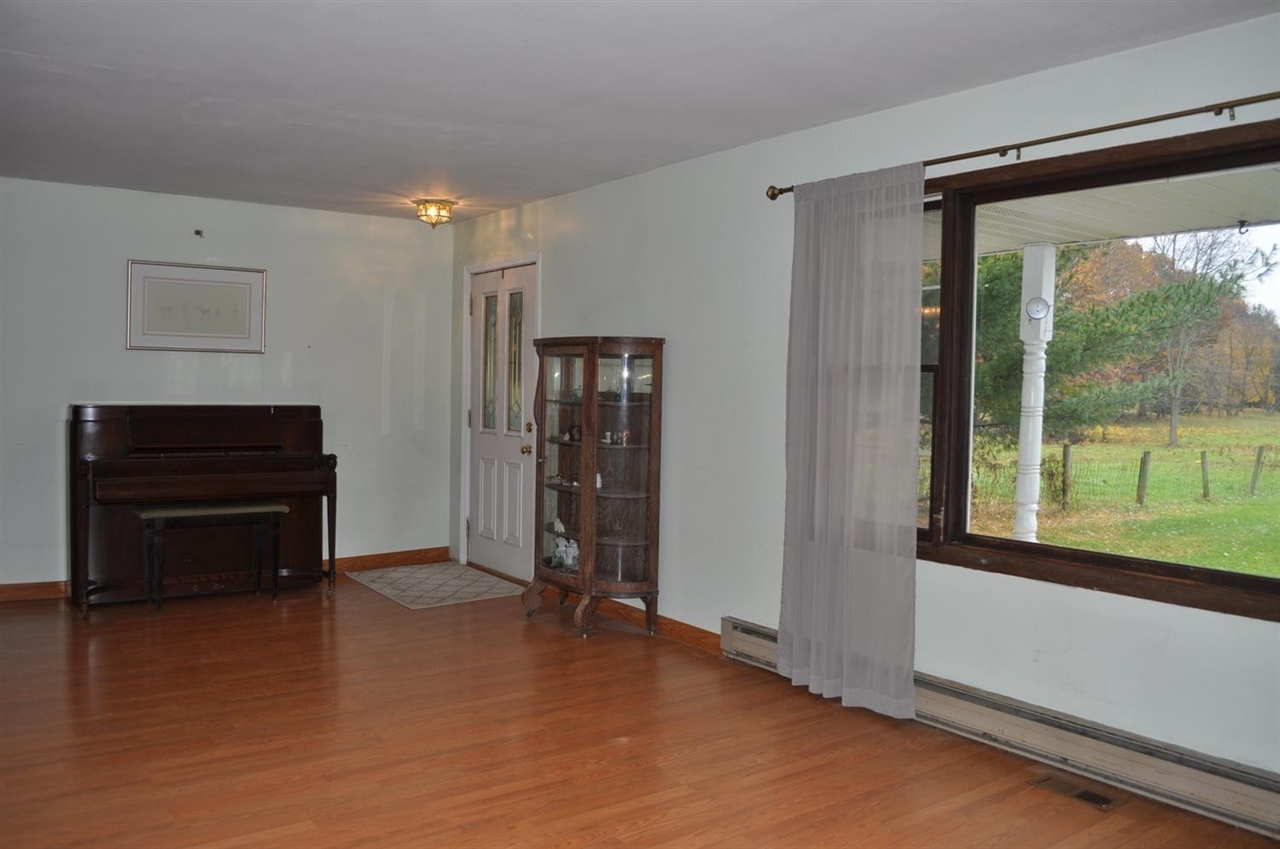 8435 North Dixboro Road South Lyon, MI 48178 - Photo 29 of 58