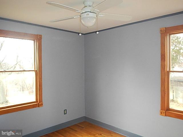 2912 Lindell Court Silver Spring, MD 20902 - Photo 8 of 11 Bedroom 2
