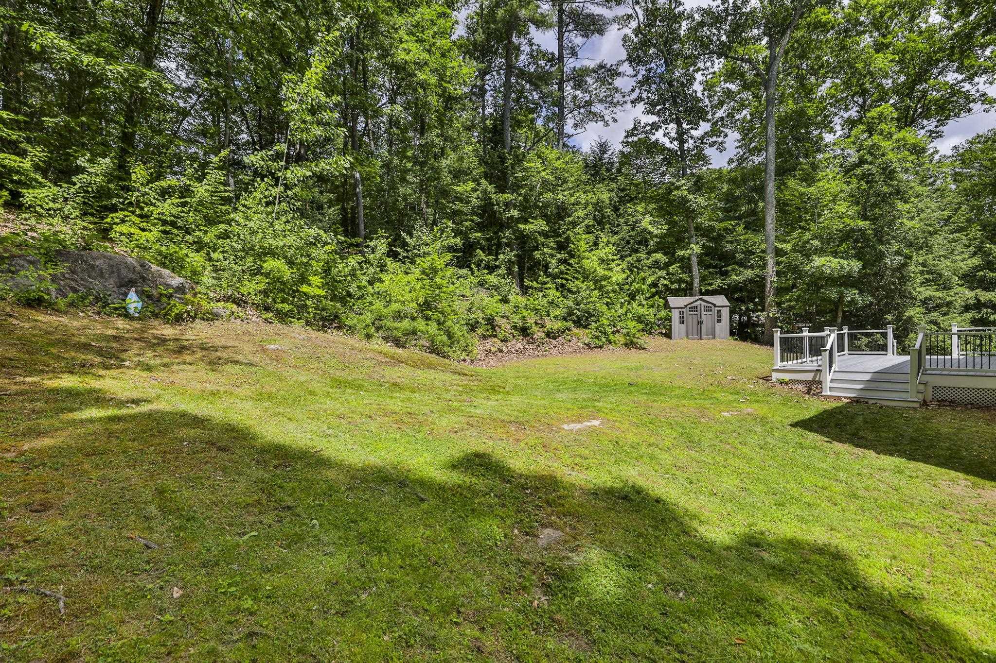 15 Castle Hill Road Pelham, NH 03076 - Photo 5 of 47