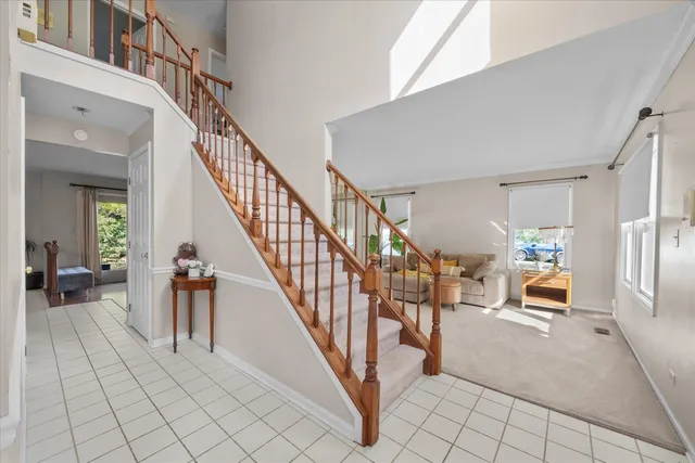 a view of entryway and hall