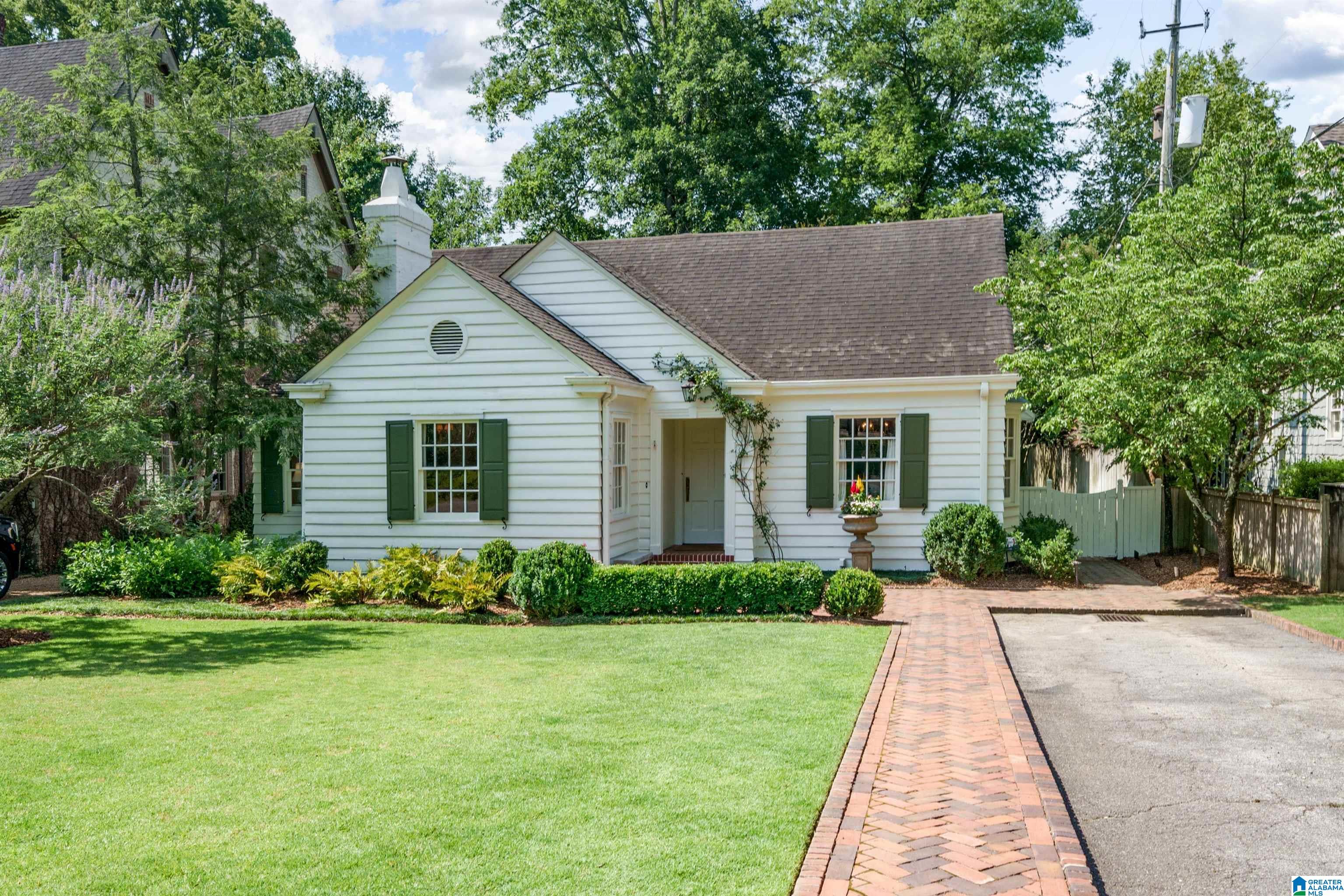 9 Clarendon Road Birmingham, AL 35213 - Photo 2 of 48