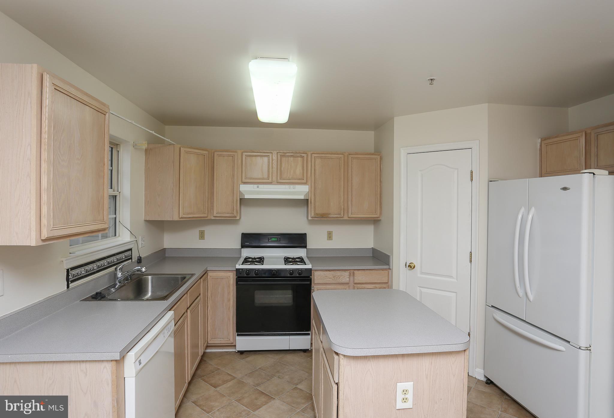 225 Pidco Road Reisterstown, MD 21136 - Photo 12 of 40 Kitchen