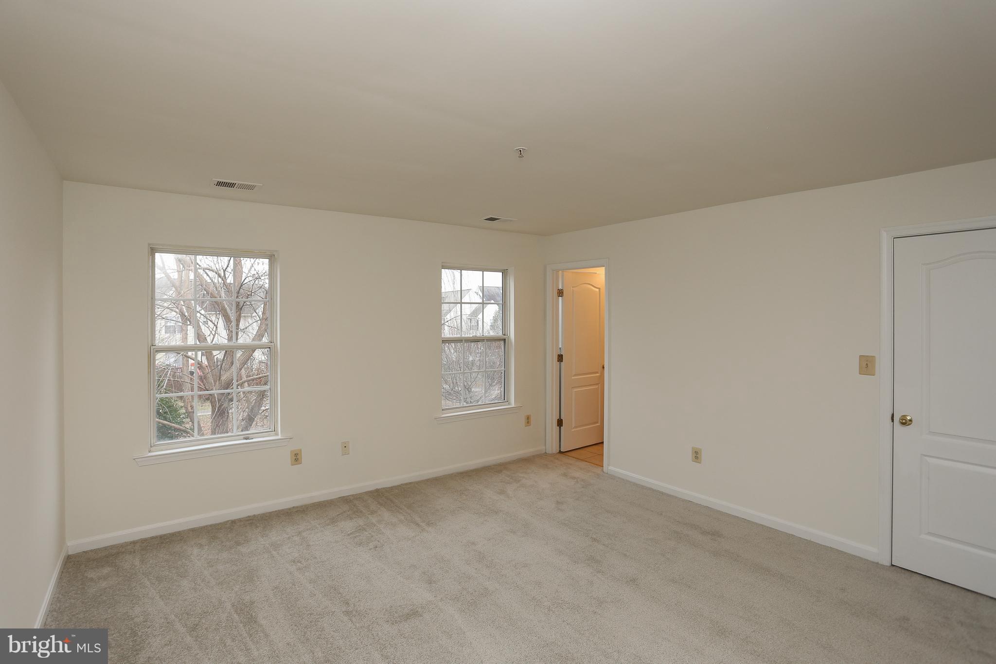 225 Pidco Road Reisterstown, MD 21136 - Photo 16 of 40 Master Bedroom with Walk in Closet