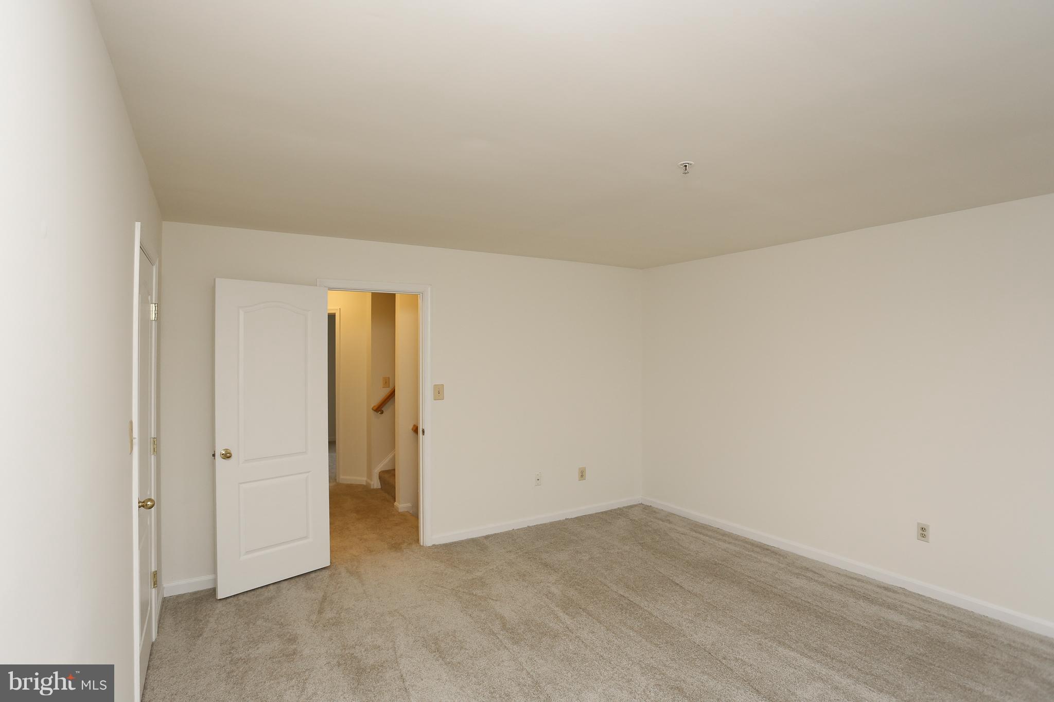 225 Pidco Road Reisterstown, MD 21136 - Photo 17 of 40 Master Bedroom with Walk in Closet