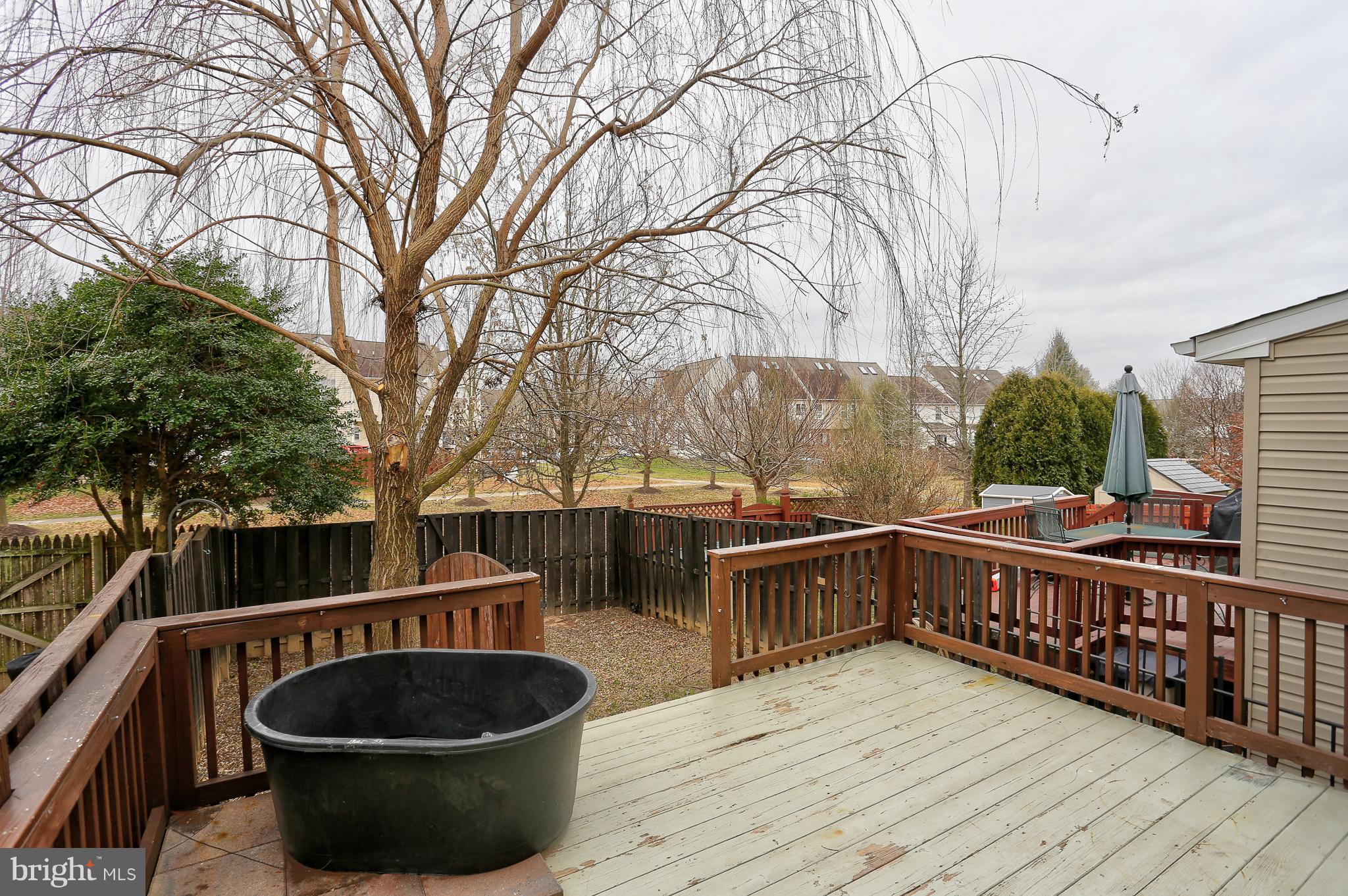 Rear View  with Deck