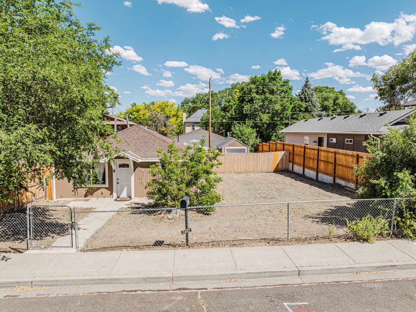 456 Walnut Street Elko, NV 89801 - Photo 4 of 43