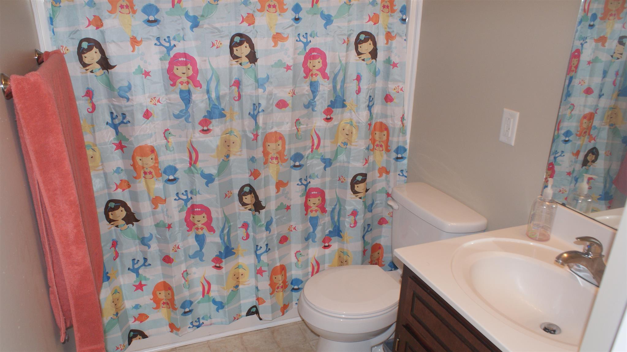 305 Fortway Road Clarksville, TN 37042 - Photo 14 of 17 Bathroom for Bedrooms 2 & 3