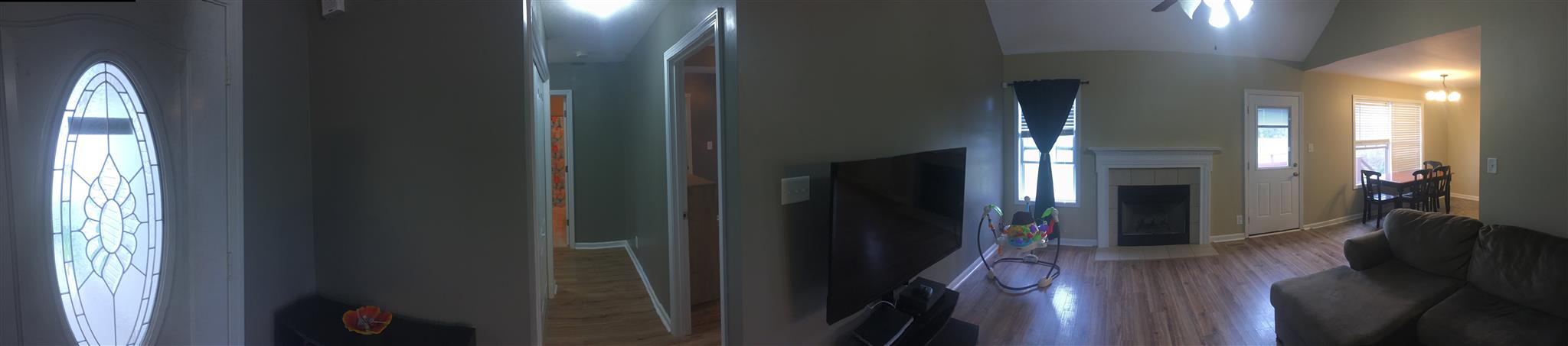 305 Fortway Road Clarksville, TN 37042 - Photo 7 of 17 Living/Hallway pano