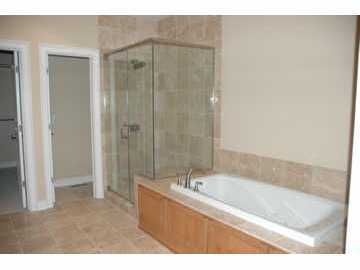 1570 Roxbury Road Columbus, OH 43212 - Photo 4 of 7