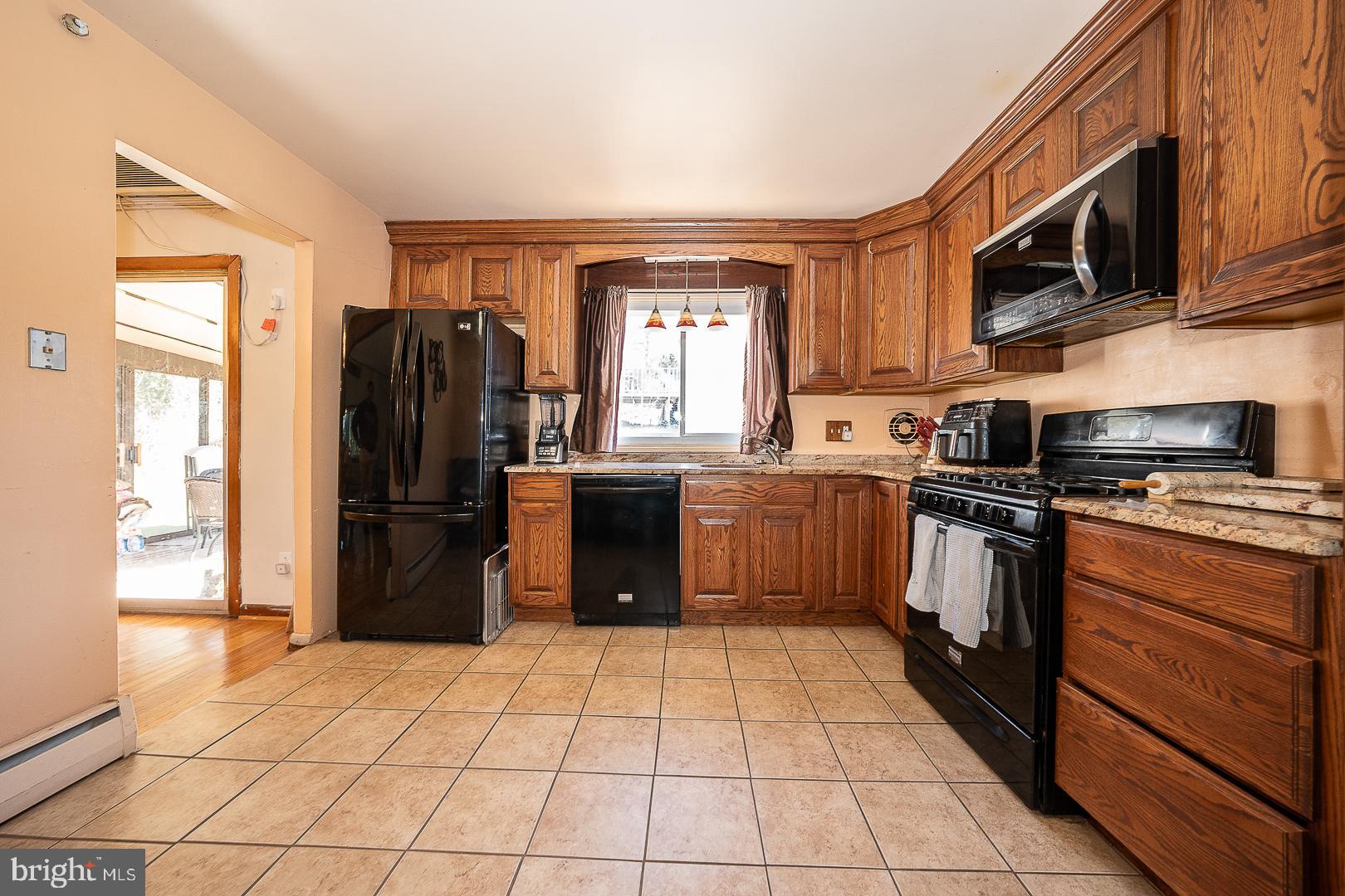 7761 Green Valley Road Wyncote, PA 19095 - Photo 21 of 53