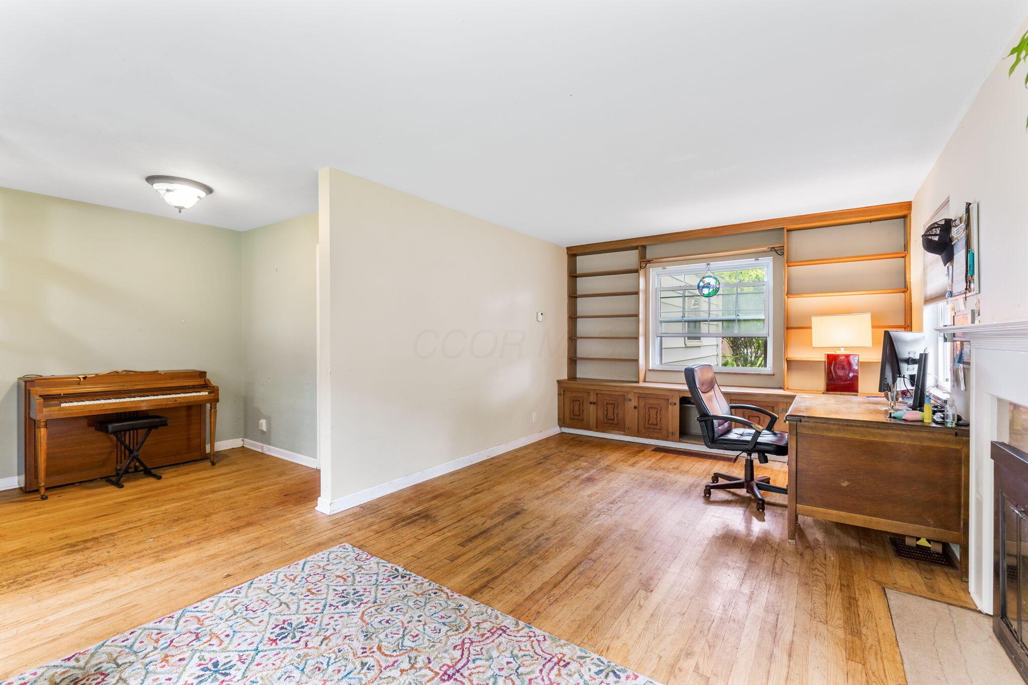 2909 Bryden Road Columbus, OH 43209 - Photo 13 of 52 large-0197cac7-a521-7163-b480-ee4be587ec
