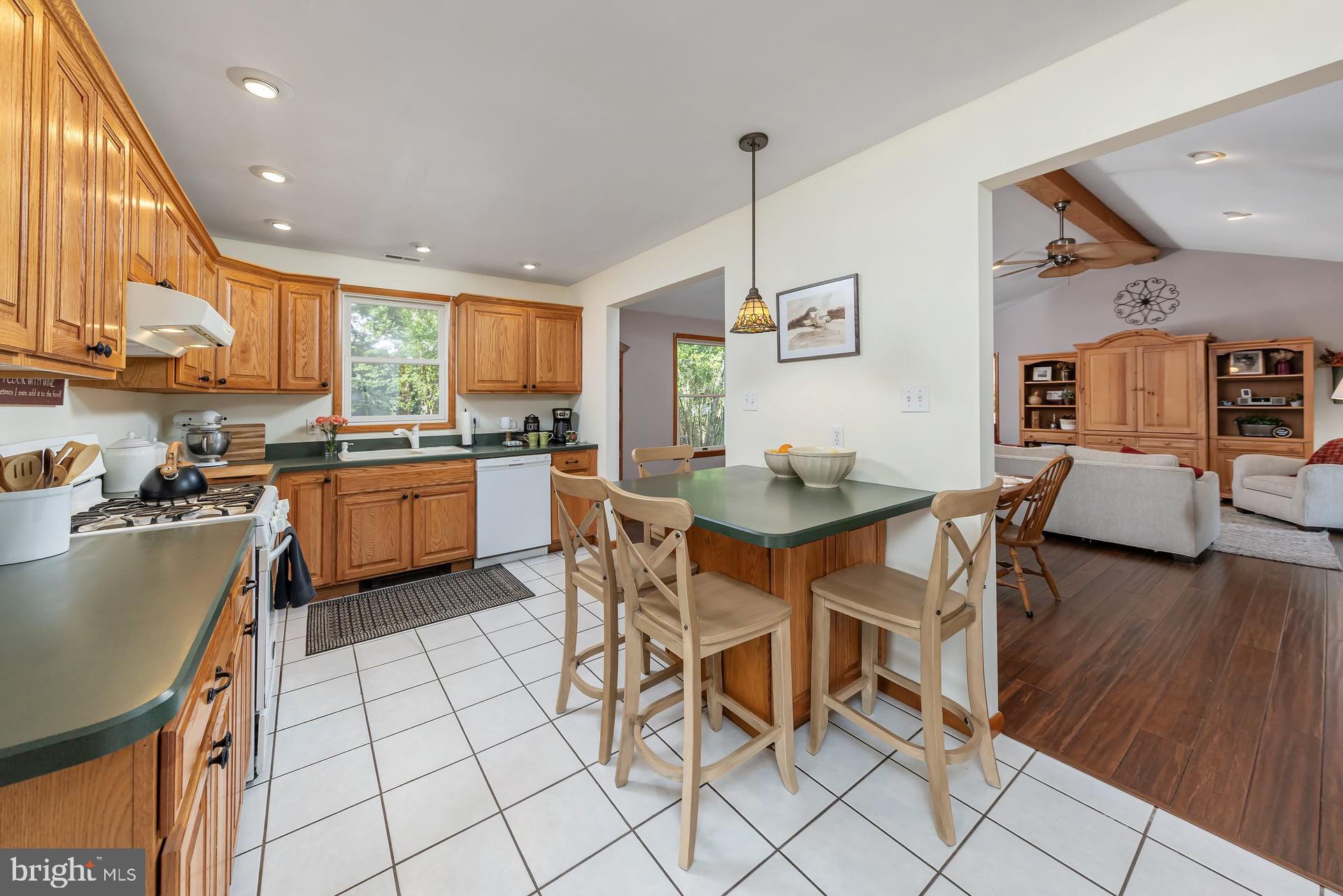 24 Kirkwood Road Gibbsboro, NJ 08026 - Photo 5 of 34 Kitchen view from entrance