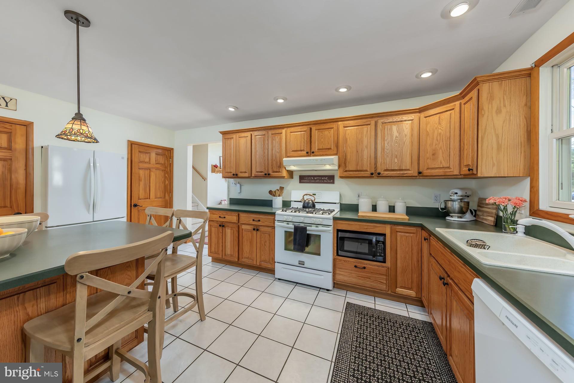 24 Kirkwood Road Gibbsboro, NJ 08026 - Photo 6 of 34 Kitchen view from dining room