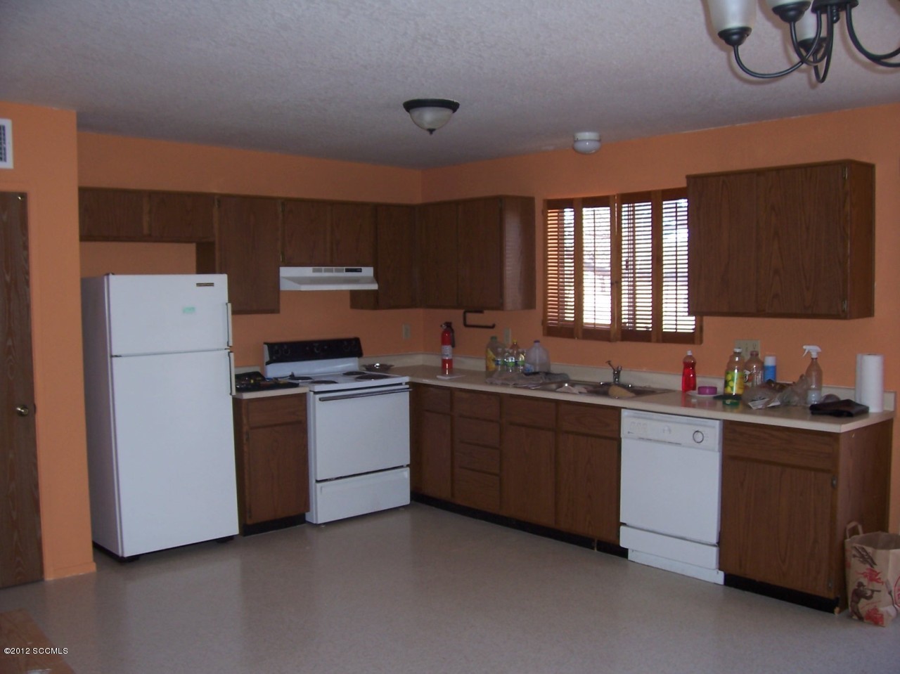 406 Sykes Circle Rio Rico, AZ 85648 - Photo 4 of 7