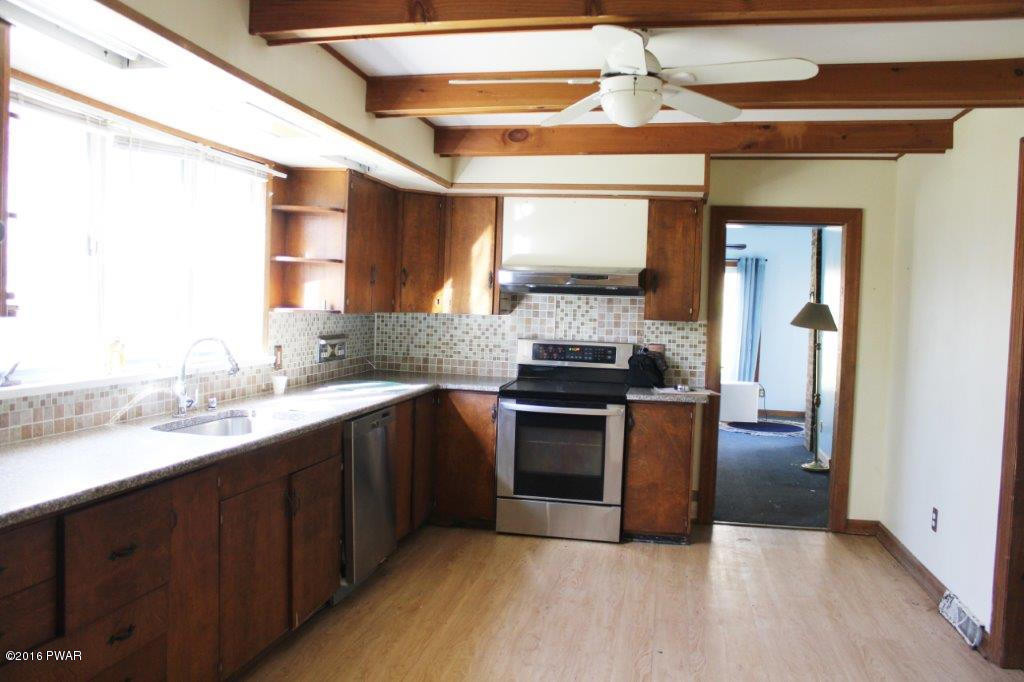 355 South Sterling Road South Sterling, PA 18460 - Photo 9 of 31