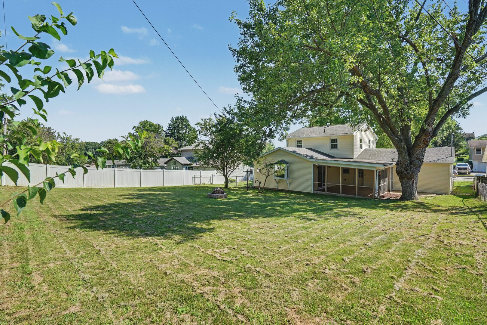 532 Meadowview Drive Clinton, IA 52732 - Photo 24 of 29