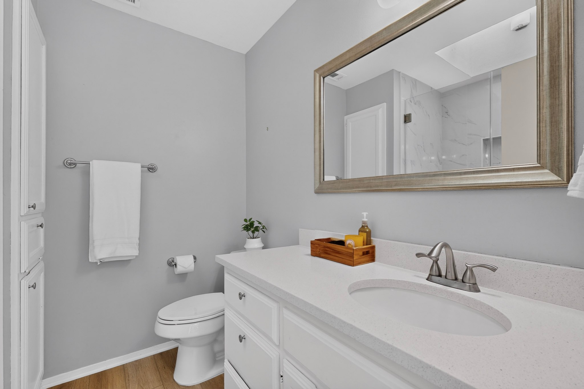 3801 Menchaca Road, Unit 25 Austin, TX 78704 - Photo 17 of 27 Primary bath