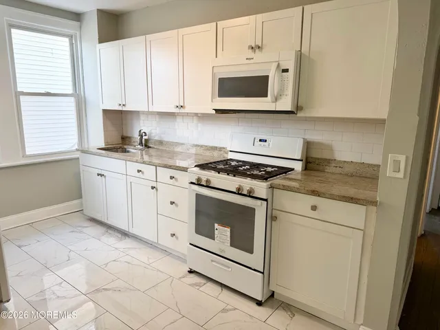 $3,000 | 37 2nd Avenue, Unit 1, Long Branch, NJ 07740