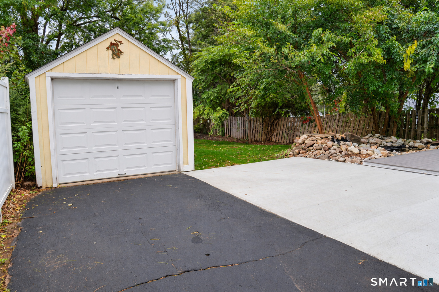 33 Byrd Road Wethersfield, CT 06109 - Photo 30 of 38 Gallery Image 30