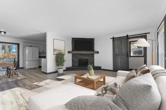 $425,000 | 26 Oak Lane Northeast, Pine Island, MN 55963