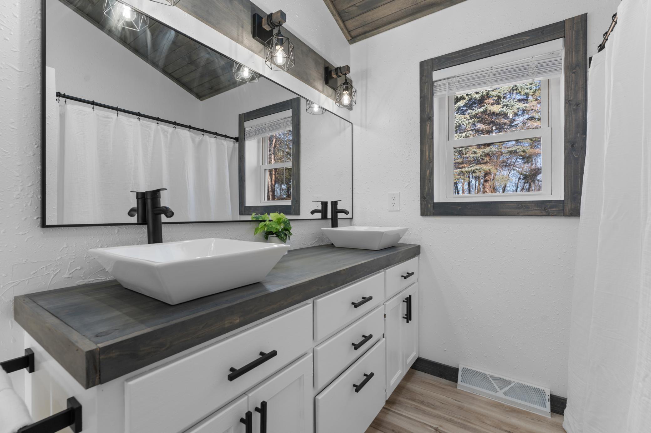 26 Oak Lane Northeast Pine Island, MN 55963 - Photo 5 of 33