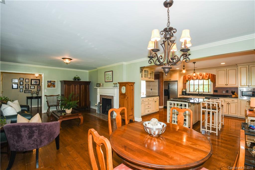 1123 State Rd S-46-27 Clover, SC 29710 - Photo 6 of 32 Gallery Image 6