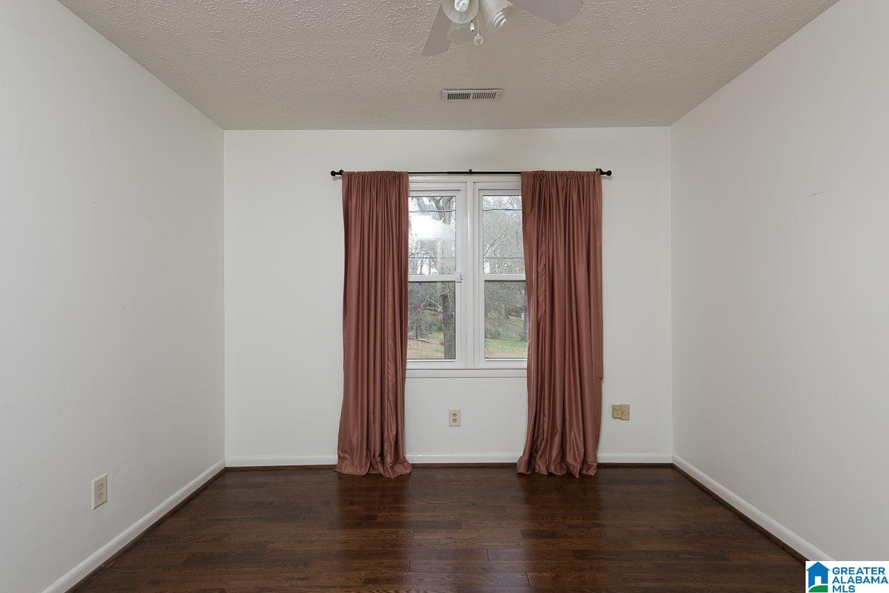 114 Hawthorne Street Talladega, AL 35160 - Photo 20 of 37