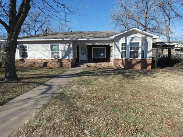 $1,195 | 428 Sayles Boulevard, Abilene, TX 79605