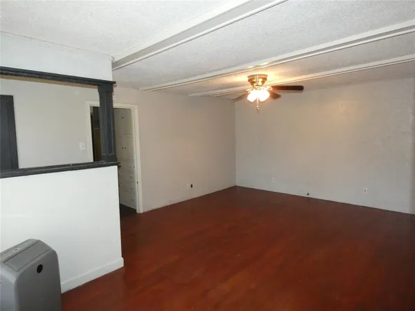 $1,195 | 428 Sayles Boulevard, Abilene, TX 79605