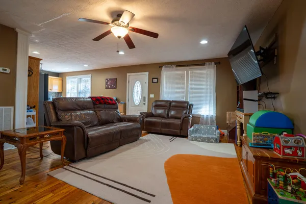 $199,900 | 3662 Highway 75, Flat Rock, AL 35966