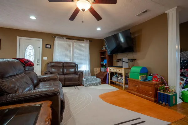 $199,900 | 3662 Highway 75, Flat Rock, AL 35966