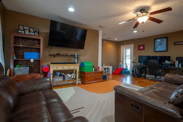 $199,900 | 3662 Highway 75, Flat Rock, AL 35966