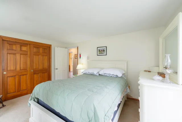 $489,000 | 7 Salmon Run, Raymond, ME 04071