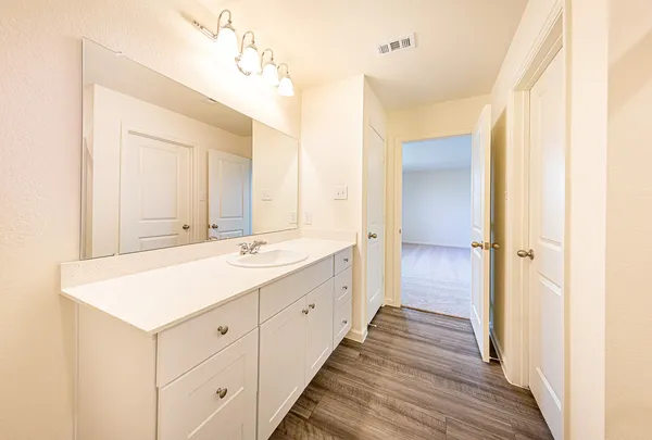 $2,300 | 507 Halifax Court, Montgomery, TX 77316