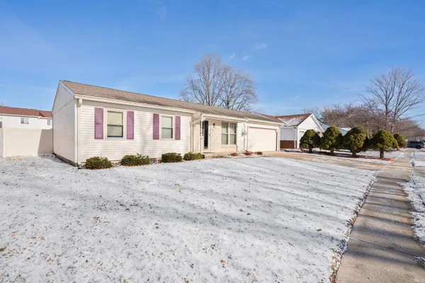 $189,900 | 1904 Sherwood Drive, Kokomo, IN 46902