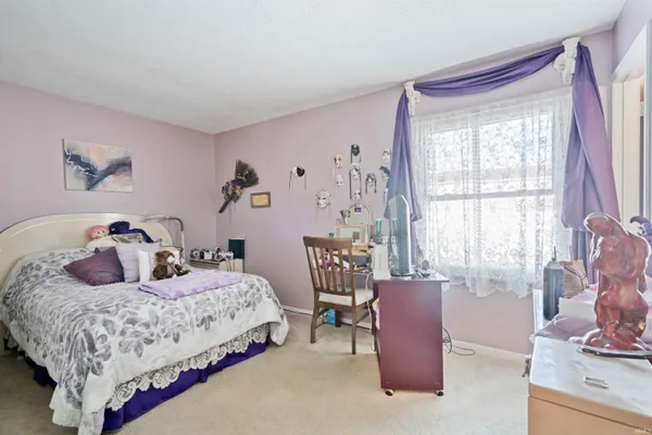 $189,900 | 1904 Sherwood Drive, Kokomo, IN 46902