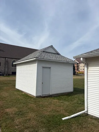 a front view of house and yard