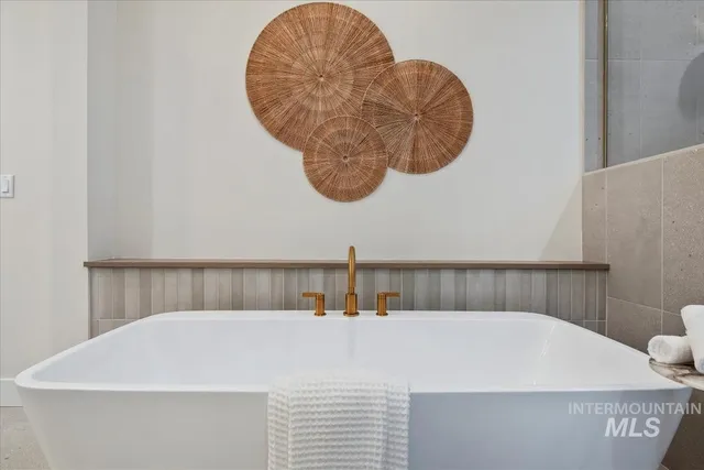 $1,119,900 | 2407 North Buhrstone Avenue, Eagle, ID 83616