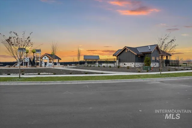 $1,119,900 | 2407 North Buhrstone Avenue, Eagle, ID 83616