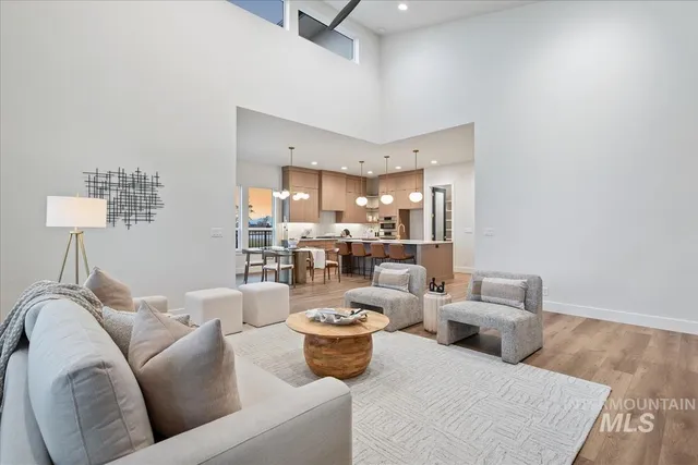 $1,119,900 | 2407 North Buhrstone Avenue, Eagle, ID 83616