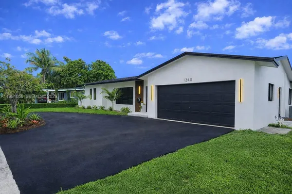 $769,900 | 1240 South Cypress Road, Pompano Beach, FL 33060