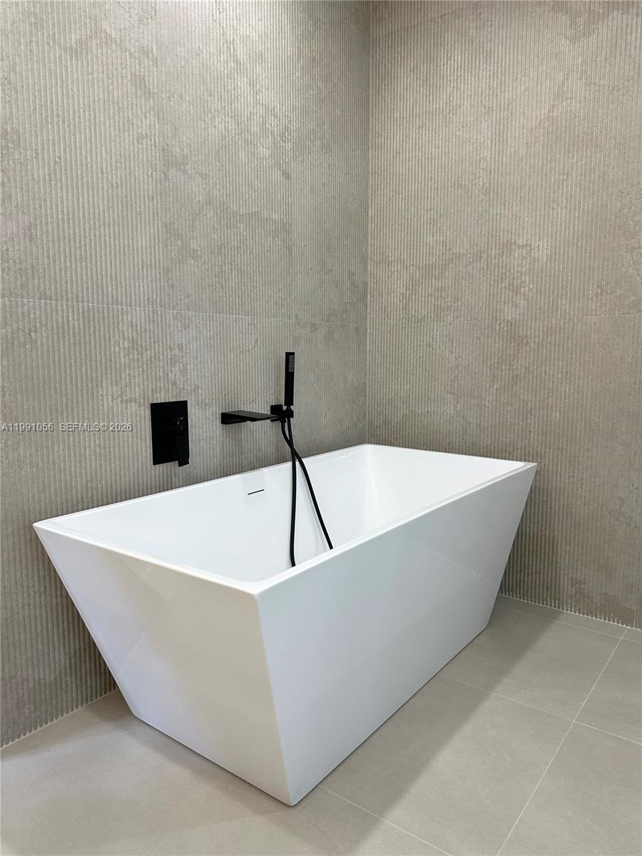 1240 South Cypress Road Pompano Beach, FL 33060 - Photo 16 of 25