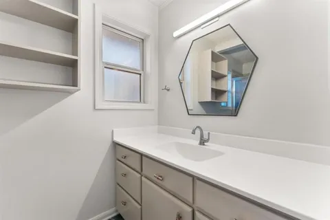 $399,000 | 512 Orchard Drive, Lake Charles, LA 70605