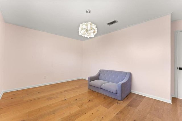 $419,500 | 512 Orchard Drive, Lake Charles, LA 70605