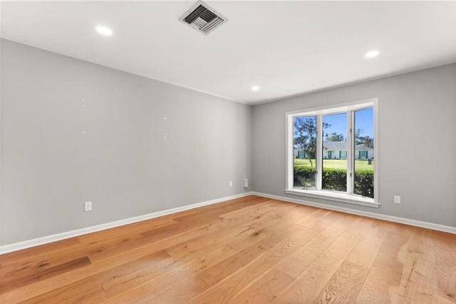 $419,500 | 512 Orchard Drive, Lake Charles, LA 70605