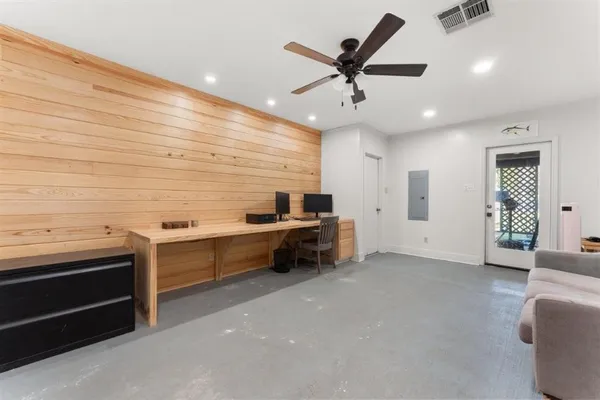 $399,000 | 512 Orchard Drive, Lake Charles, LA 70605