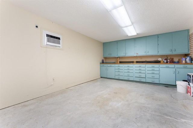 $419,500 | 512 Orchard Drive, Lake Charles, LA 70605