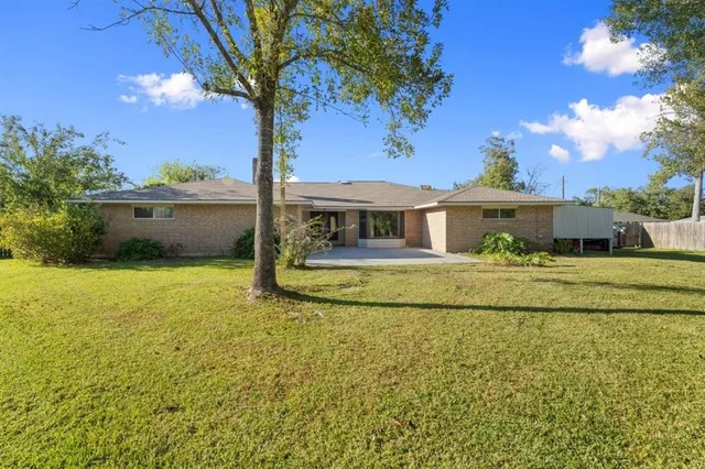 $399,000 | 512 Orchard Drive, Lake Charles, LA 70605